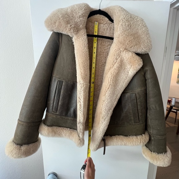 NWT Hadi Reversible Shearling Aviator Jacket - Picture 14 of 15